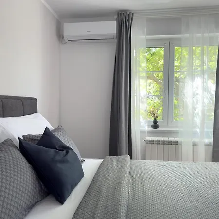 Appartamento Bole's - 2 Bedroom With Private Parking